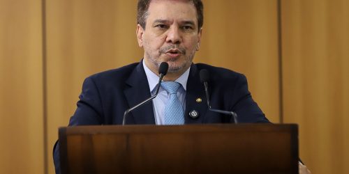 Ministro pede debate sobre recursos para combater crime organizado