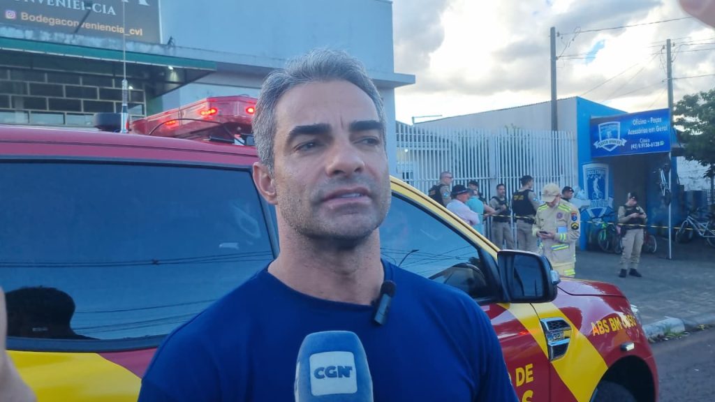 “Pelo menos quatro disparos”, diz médico do Siate sobre homem morto a tiros no Santo Onofre