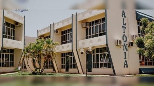 Ex-secretária de Finanças de Altônia é presa por desvio de R$ 152 mil Ex-secretária de Finanças de Altônia é presa por desvio de R$ 152 mil