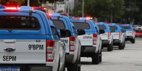 Polícia Militar faz operação no Complexo da Maré no Rio