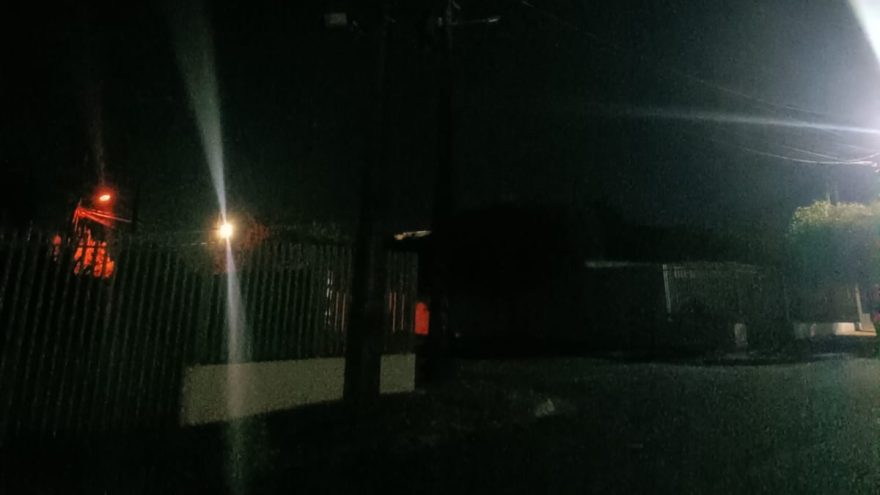 Reclamação sobre falta de iluminação pública aponta risco à segurança e afirma que pedidos de manutenção não foram atendidos