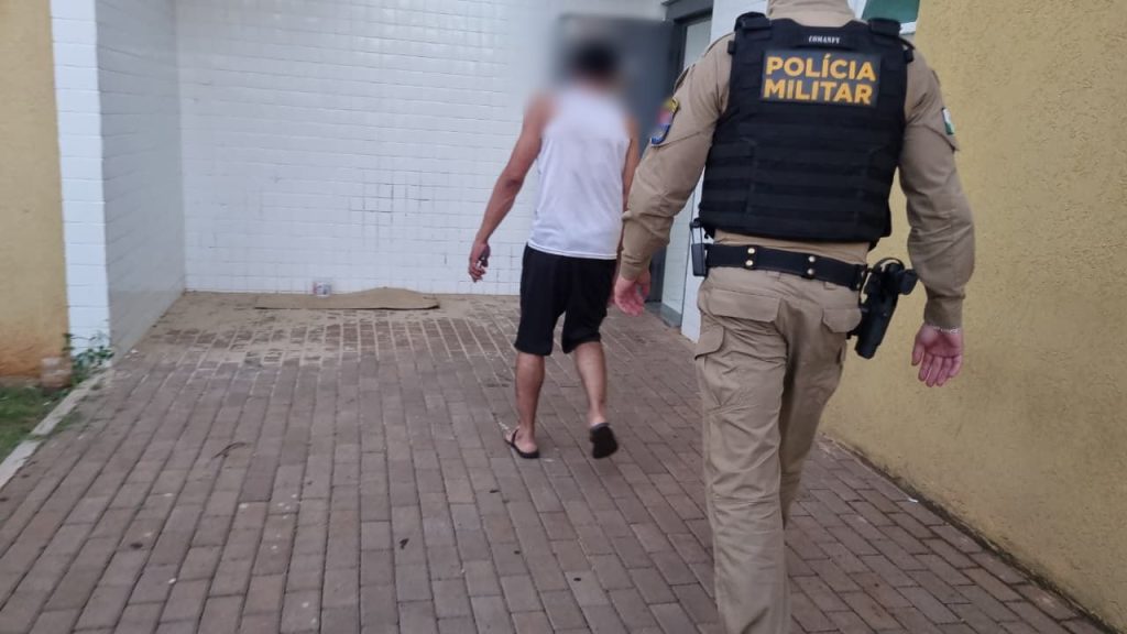 Homem é detido após denúncia de abuso sexual contra menina de 5 anos, em Cascavel Homem é detido após denúncia de abuso sexual contra menina de 5 anos, em Cascavel