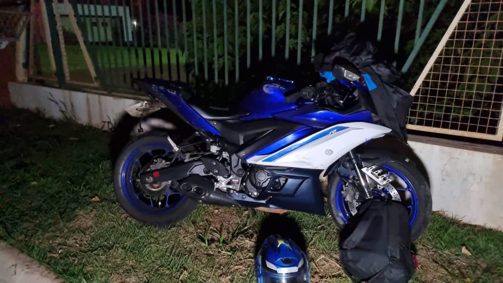 Batida entre moto e caminhão é registrada na BR 369 em Cascavel