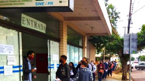 Sexta-feira (27) começa com mais de 1.100 vagas de emprego em Toledo Sexta-feira (27) começa com mais de 1.100 vagas de emprego em Toledo