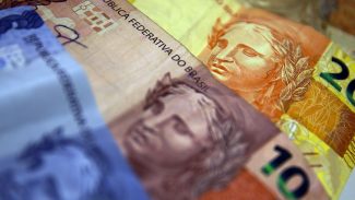 Prévia da inflação de fevereiro atinge 0,84%, diz IBGE