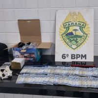 Polícia encontra droga, dinheiro e celulares na casa de homem que baleou mulher em Cascavel Imagem referente a Polícia encontra droga, dinheiro e celulares na casa de homem que baleou mulher em Cascavel