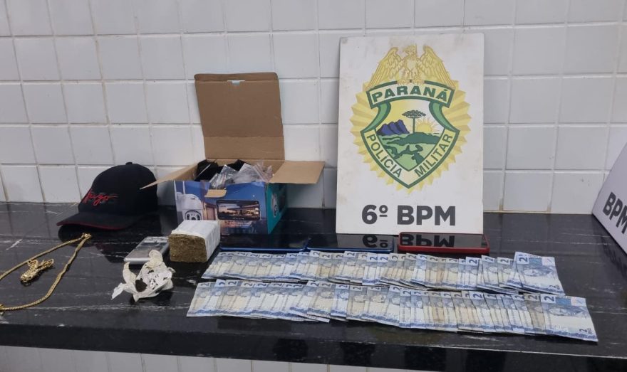 Polícia encontra droga, dinheiro e celulares na casa de homem que baleou mulher em Cascavel