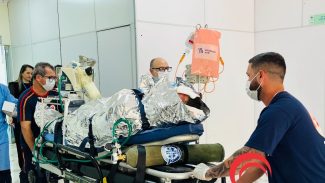 Em estado gravíssimo, vítima de explosão em apartamento é levada ao Hospital Universitário Evangélico