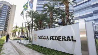 PF faz buscas em gabinete de magistrado que absolveu estuprador PF faz buscas em gabinete de magistrado que absolveu estuprador