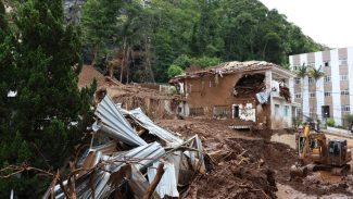 Lula deve sobrevoar áreas afetadas pelas chuvas em MG neste sábado 