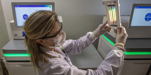 Doenças raras: conheça ações focadas em acolhimento e tecnologia Imagem referente a Doenças raras: conheça ações focadas em acolhimento e tecnologia