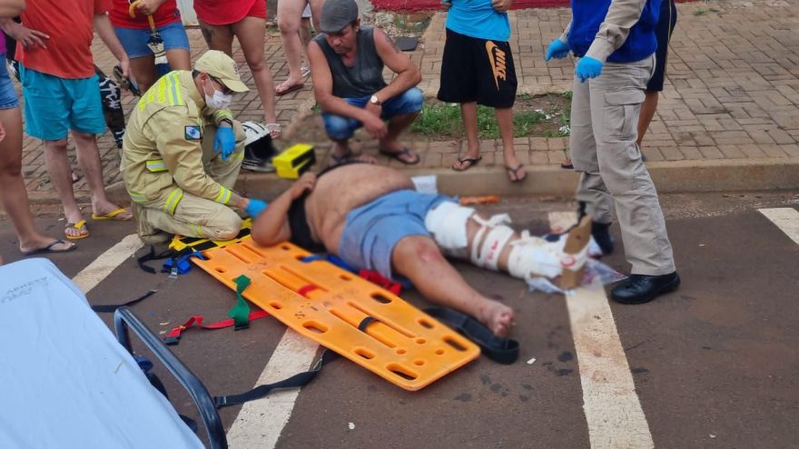 Motociclista sofre fratura exposta em grave acidente de trânsito na Avenida Piquiri