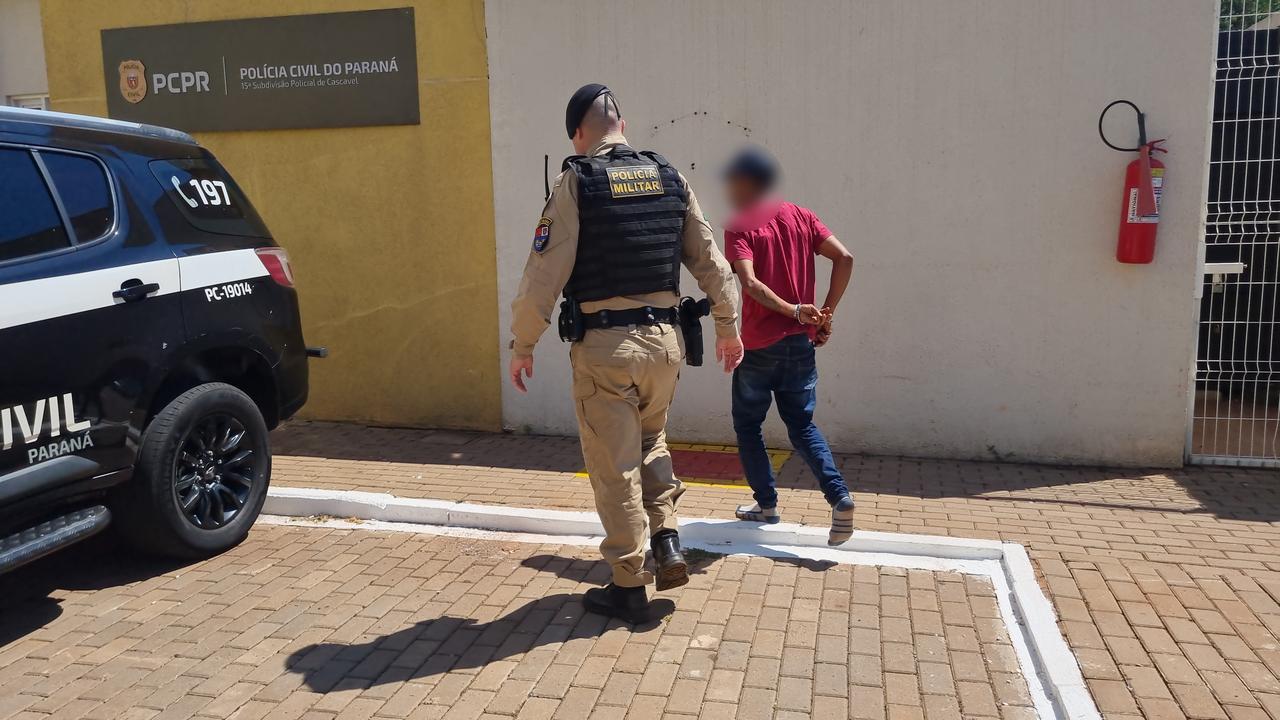 Homem quebra medida protetiva e acaba preso pela Polícia Militar Homem quebra medida protetiva e acaba preso pela Polícia Militar