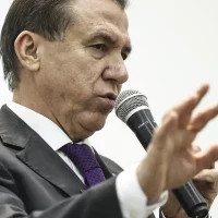 Imagem referente a Governo pode enviar projeto com urgência se escala 6x1 não avançar