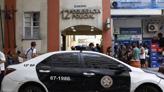 Quarto foragido por estupro coletivo de adolescente no Rio se entrega Quarto foragido por estupro coletivo de adolescente no Rio se entrega