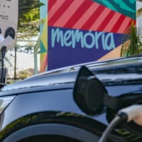 Imagem referente a Emplacamentos de veículos avançaram em fevereiro, aponta Fenabrave