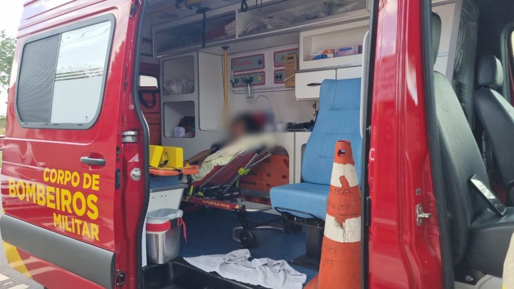 Adolescente de 12 anos fica ferida durante jogo de vôlei em colégio no Alto Alegre