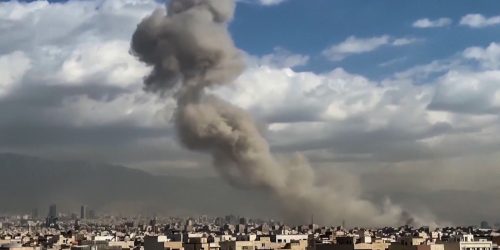 Israel lança nova onda de ataques contra o Irã