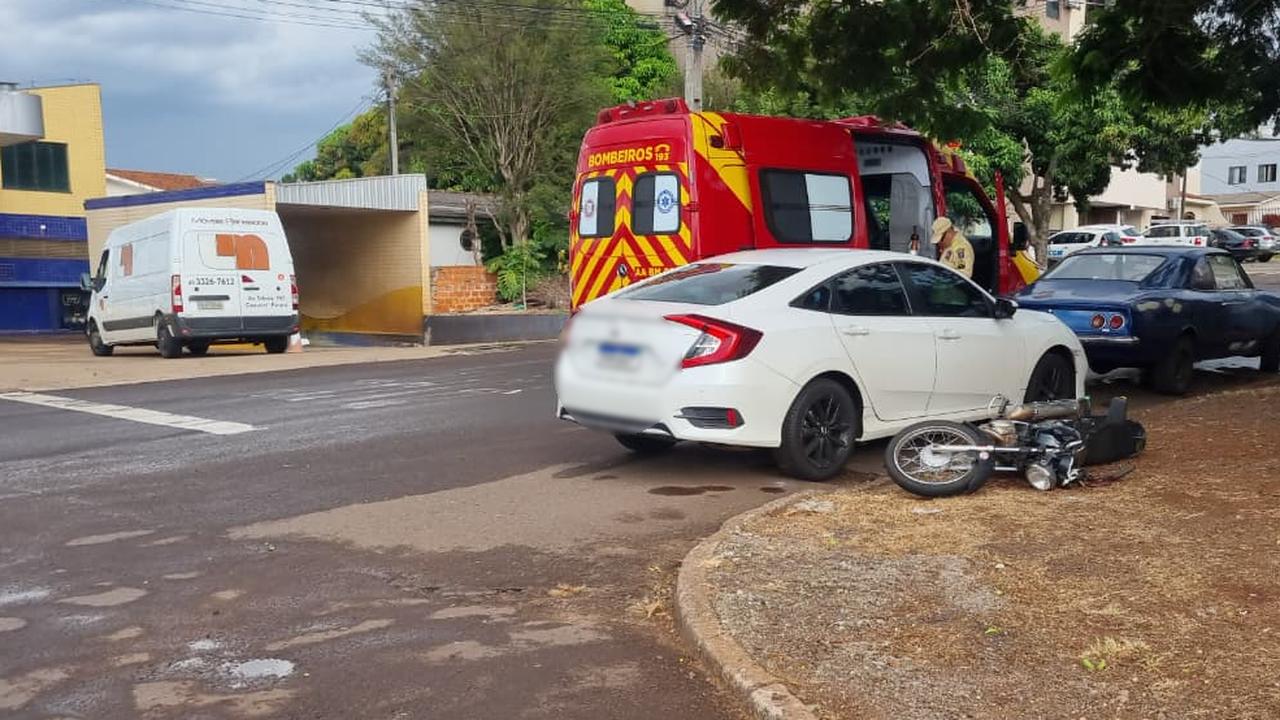 Motociclista sofre ferimentos no crânio e no pé em acidente no Cancelli