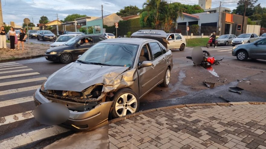 Motociclista fica gravemente ferido após colisão no Bairro Brasília