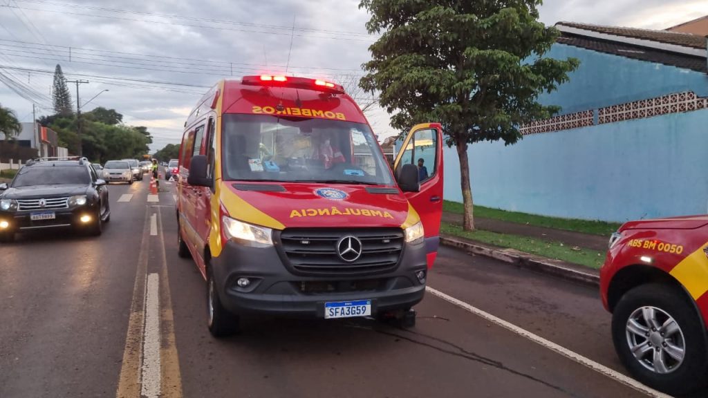Dois acidentes são registrados quase ao mesmo tempo na Rua Ipanema, em Cascavel
