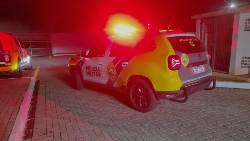 Homem embriagado é detido após ameaçar companheira no bairro Interlagos Imagem referente a Homem embriagado é detido após ameaçar companheira no bairro Interlagos