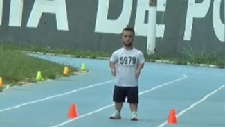 Candidato com nanismo denuncia discriminação em TAF para delegado da Polícia Civil