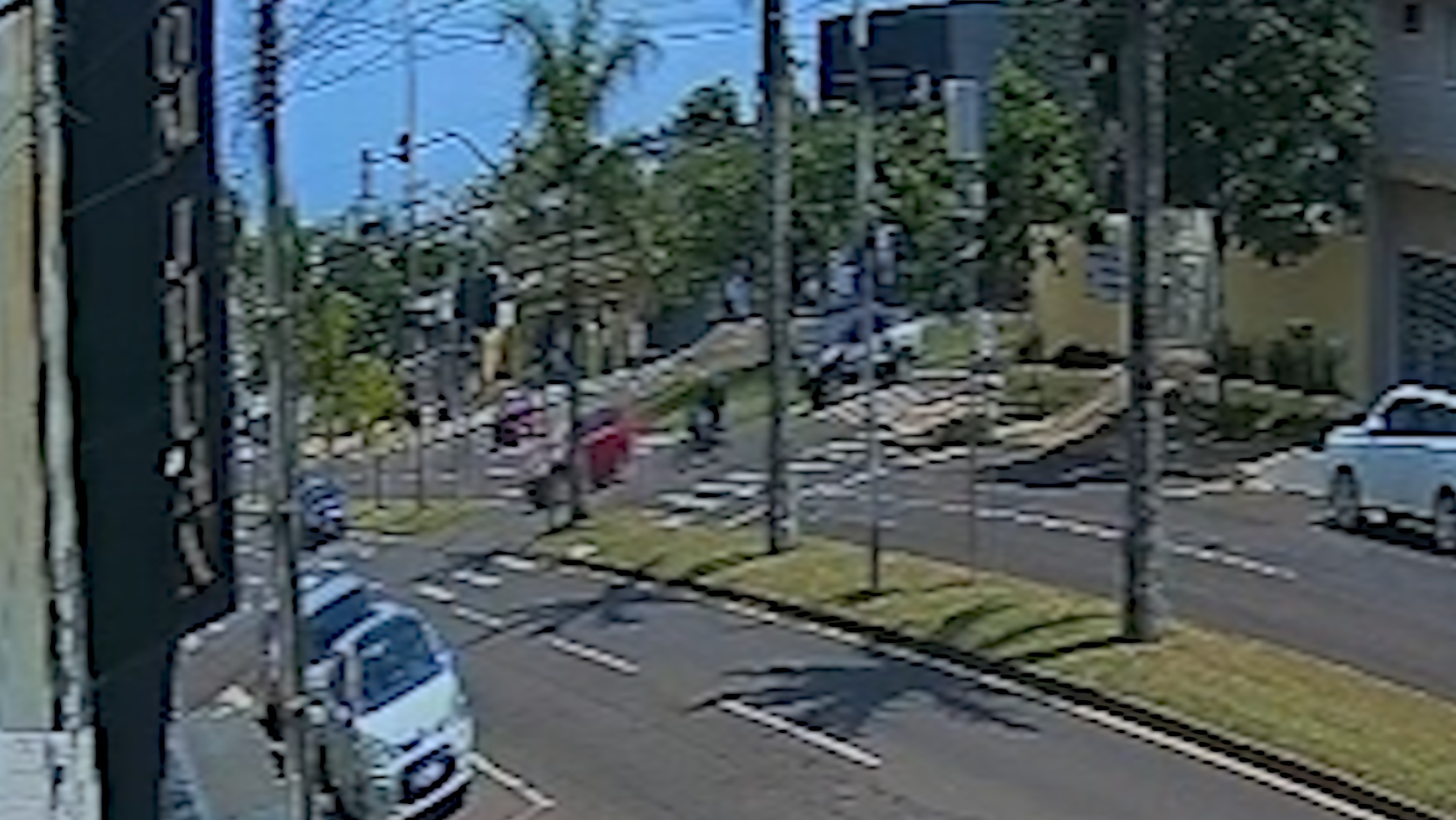 Vídeo mostra conversão à esquerda que provocou acidente no Coqueiral Vídeo mostra conversão à esquerda que provocou acidente no Coqueiral