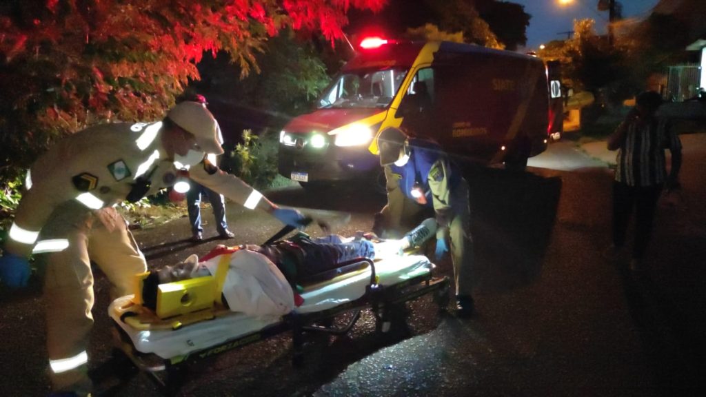 Criança é atropelada por motociclista e ambos ficam feridos na Rua Marechal Floriano