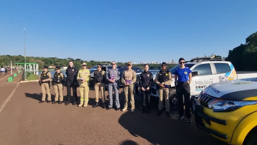 Campanha “Mulher Segura” promove orientação e diálogo com a comunidade no Lago Municipal de Cascavel