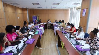 Fim da escala 6x1: proposta pode aliviar dupla jornada das mulheres