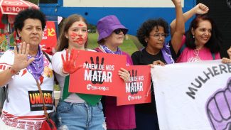 Protestos contra a violência de gênero tomam o Brasil neste 8 de março