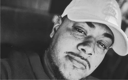 Filho de pastora morto a tiros em lanchonete é velado neste domingo (8) Filho de pastora morto a tiros em lanchonete é velado neste domingo (8)