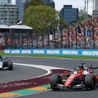Imagem referente a Ferrari perdeu a chance de vencer o GP da Austrália por decisão estratégica?