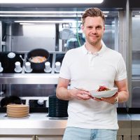 Imagem referente a Robô cozinheiro com IA vence prêmio internacional de robótica