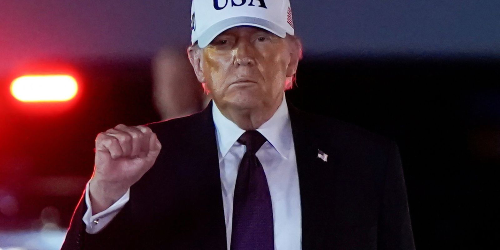 Dólar cai para R$ 5,16 após Trump indicar possível fim da guerra Dólar cai para R$ 5,16 após Trump indicar possível fim da guerra
