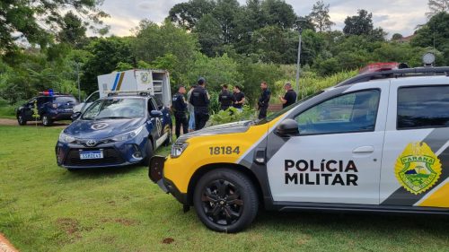 Urgente: Cadáver é encontrado em área de mata no Santa Felicidade Urgente: Cadáver é encontrado em área de mata no Santa Felicidade