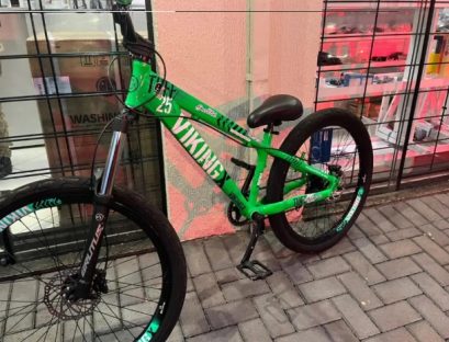 Motorista atropela criança em bicicleta e foge sem prestar socorro Motorista atropela criança em bicicleta e foge sem prestar socorro