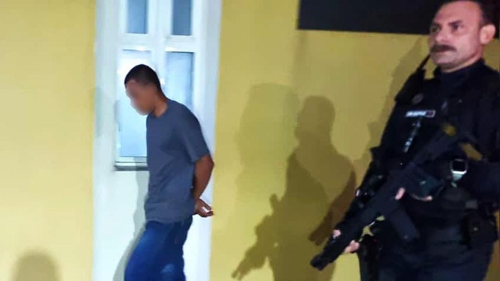 Guarda Municipal prende suspeito de arrombamento a comércio na rua Marechal Deodoro