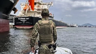 PF faz operação para combater tráfico de drogas no Porto de Santos
