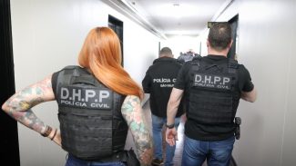 Polícia de SP prende mulher suspeita de integrar rede de pedofilia
