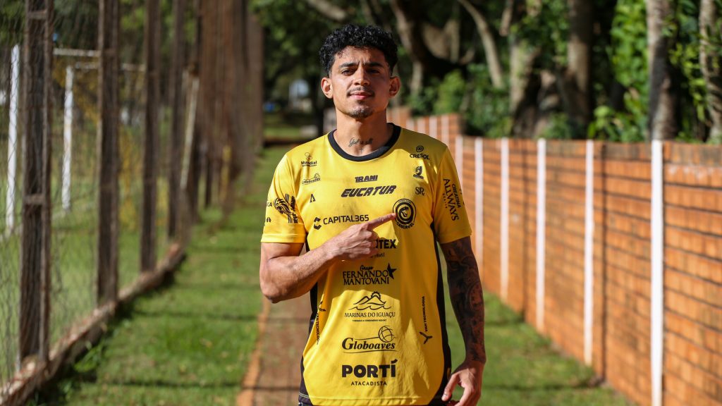 Cascavel anuncia contratação do atacante Willian dos Santos Silva para sequência da temporada