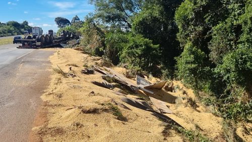 Não há previsão para liberação total da BR-163, diz PRF Não há previsão para liberação total da BR-163, diz PRF