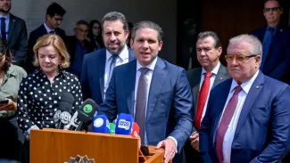 Regulamentação de trabalho por aplicativo deve ser votada em abril