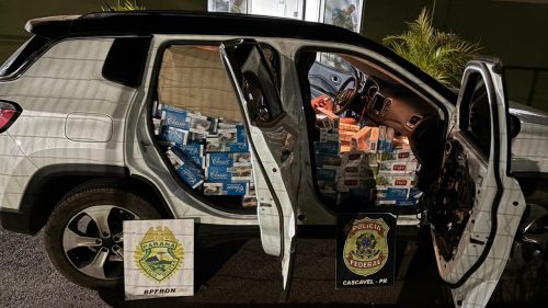 Carro roubado carregado com 2 mil pacotes de cigarros contrabandeados é apreendido em Cascavel Carro roubado carregado com 2 mil pacotes de cigarros contrabandeados é apreendido em Cascavel
