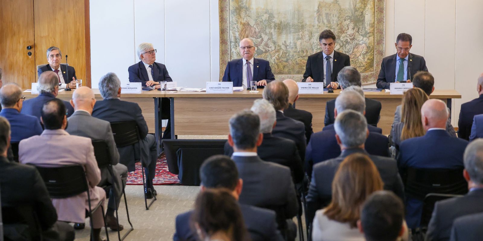 Fachin defende distanciamento de interesses no Judiciário Fachin defende distanciamento de interesses no Judiciário