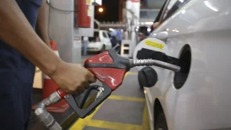 Governo pede ao Cade para investigar aumento dos combustíveis