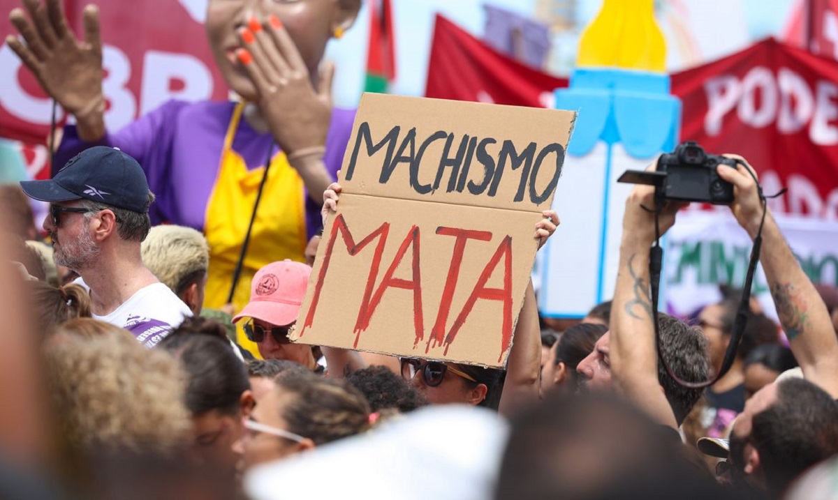 ‘Se rejeitar, apanha’: trend no TikTok que incentiva violência contra mulheres está na mira da PF ‘Se rejeitar, apanha’: trend no TikTok que incentiva violência contra mulheres está na mira da PF