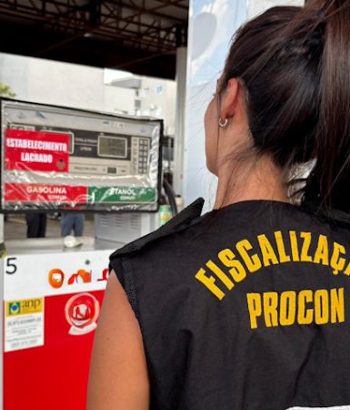 Imagem referente a Procon lacra bomba de combustível após identificar irregularidade