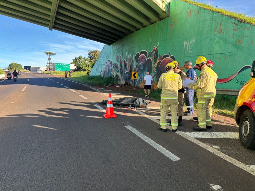 Bombeiros são acionados mas vítima morre na PRc-467, em Cascavel